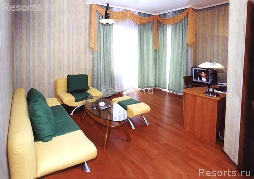 Ritza Hotel 6